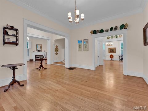 Tiny photo for 156 Gray Avenue, Webster Groves, MO 63119 (MLS # 25009847)