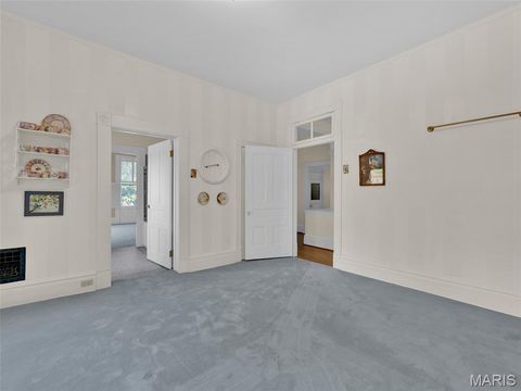 Tiny photo for 156 Gray Avenue, Webster Groves, MO 63119 (MLS # 25009847)