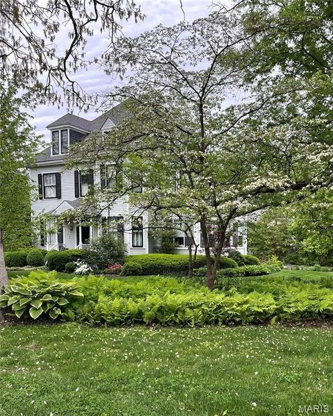 Tiny photo for 156 Gray Avenue, Webster Groves, MO 63119 (MLS # 25009847)