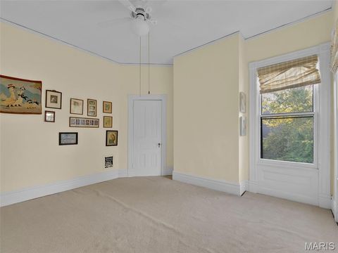 Tiny photo for 156 Gray Avenue, Webster Groves, MO 63119 (MLS # 25009847)