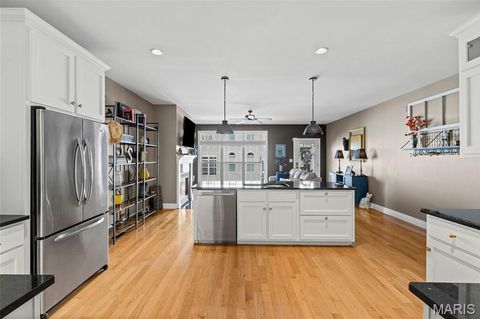 Tiny photo for 417 S Geyer Road #2, Kirkwood, MO 63122 (MLS # 25069381)