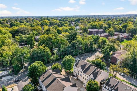 Tiny photo for 417 S Geyer Road #2, Kirkwood, MO 63122 (MLS # 25069381)