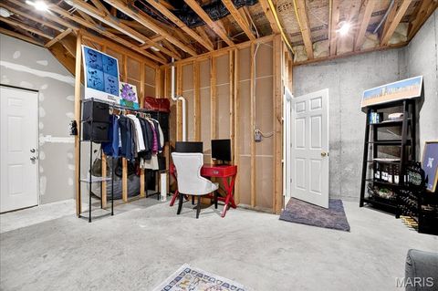 Tiny photo for 417 S Geyer Road #2, Kirkwood, MO 63122 (MLS # 25069381)