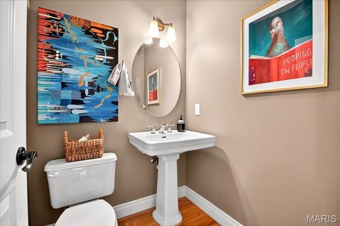 Tiny photo for 417 S Geyer Road #2, Kirkwood, MO 63122 (MLS # 25069381)