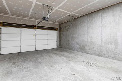 Tiny photo for 417 S Geyer Road #2, Kirkwood, MO 63122 (MLS # 25069381)