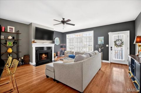 Tiny photo for 417 S Geyer Road #2, Kirkwood, MO 63122 (MLS # 25069381)