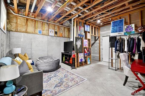 Tiny photo for 417 S Geyer Road #2, Kirkwood, MO 63122 (MLS # 25069381)