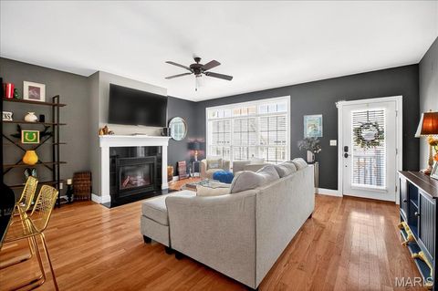 Tiny photo for 417 S Geyer Road #2, Kirkwood, MO 63122 (MLS # 25069381)