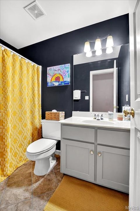 Tiny photo for 417 S Geyer Road #2, Kirkwood, MO 63122 (MLS # 25069381)