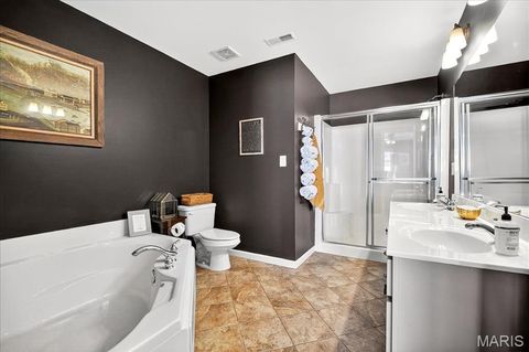 Tiny photo for 417 S Geyer Road #2, Kirkwood, MO 63122 (MLS # 25069381)
