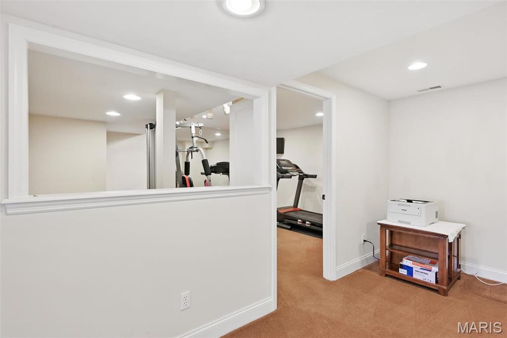 O'Fallon, Missouri 63366, United States, 6 Bedrooms Bedrooms, ,5 BathroomsBathrooms,Residential,Active,115812