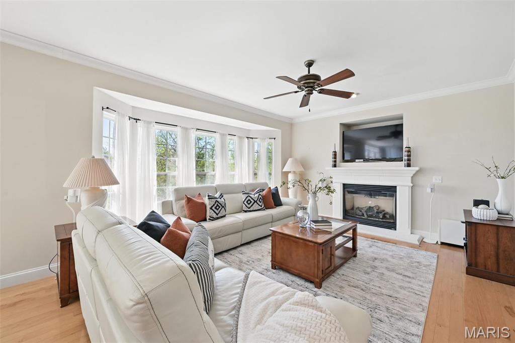 O'Fallon, Missouri 63366, United States, 6 Bedrooms Bedrooms, ,5 BathroomsBathrooms,Residential,Active,115812