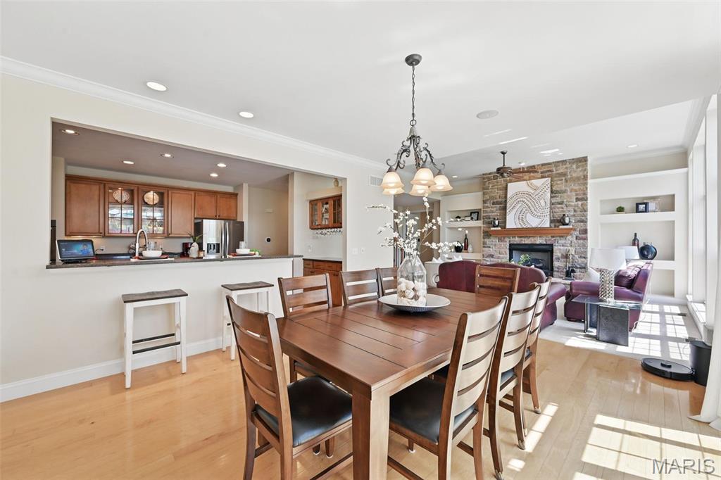 O'Fallon, Missouri 63366, United States, 6 Bedrooms Bedrooms, ,5 BathroomsBathrooms,Residential,Active,115812