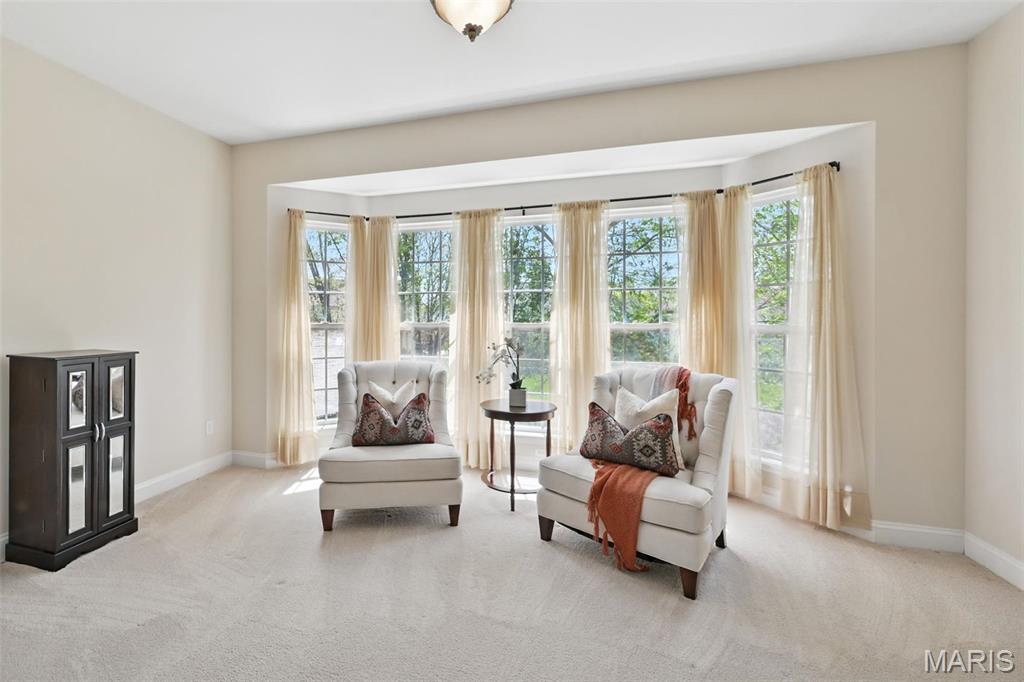 O'Fallon, Missouri 63366, United States, 6 Bedrooms Bedrooms, ,5 BathroomsBathrooms,Residential,Active,115812