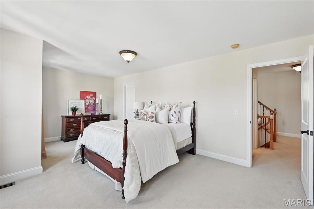 O'Fallon, Missouri 63366, United States, 6 Bedrooms Bedrooms, ,5 BathroomsBathrooms,Residential,Active,115812