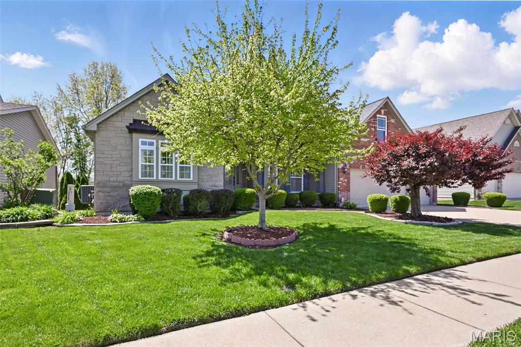 O'Fallon, Missouri 63366, United States, 6 Bedrooms Bedrooms, ,5 BathroomsBathrooms,Residential,Active,115812