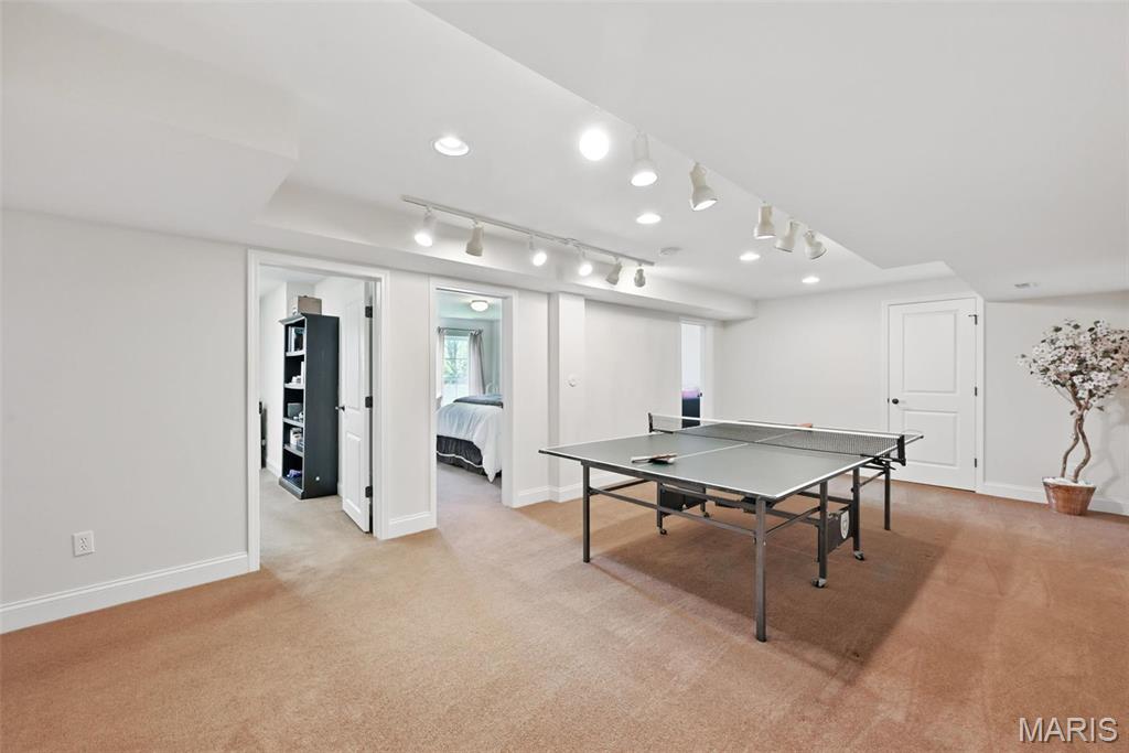 O'Fallon, Missouri 63366, United States, 6 Bedrooms Bedrooms, ,5 BathroomsBathrooms,Residential,Active,115812