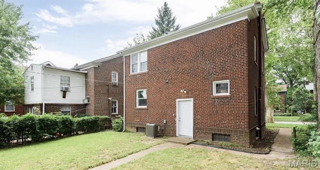 Photo of 6763 Chamberlain Avenue, University City, MO 63130 (MLS # 26067468)