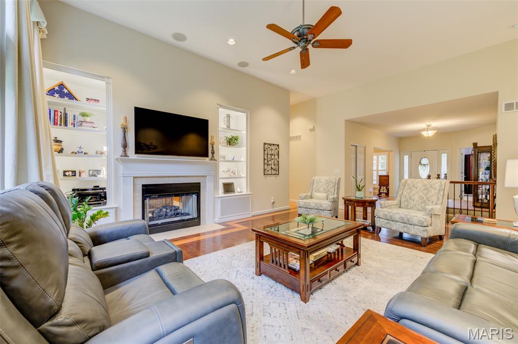 64 Hickory Meadows Court