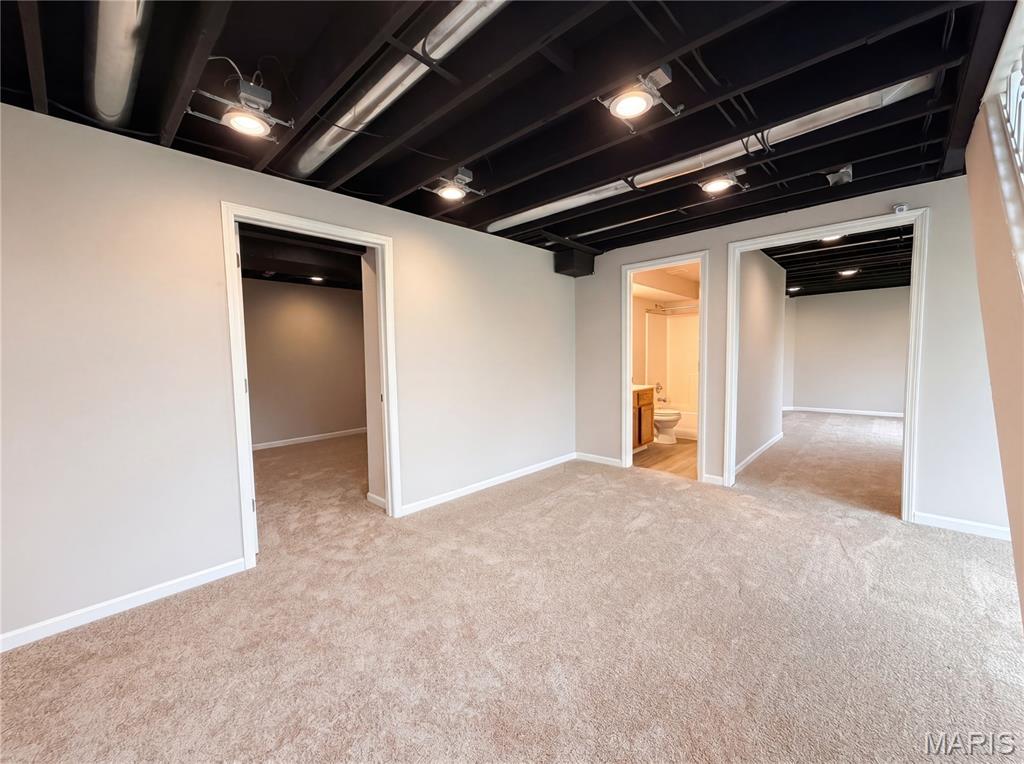 Old Jamestown Forest - Residential