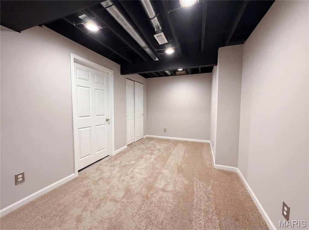 Old Jamestown Forest - Residential