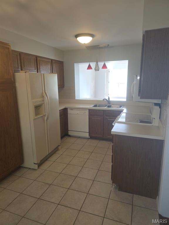 Autumn Lakes Condo Eight - Residential