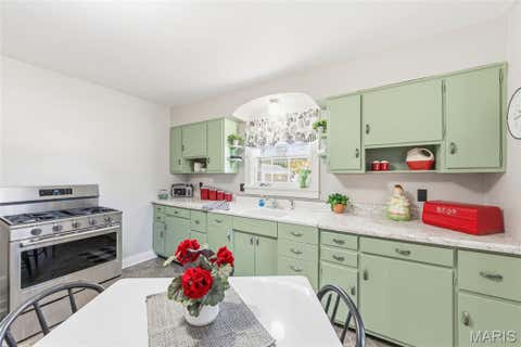 Tiny photo for 306 E Main Street, Bowling Green, MO 63334 (MLS # 26038273)