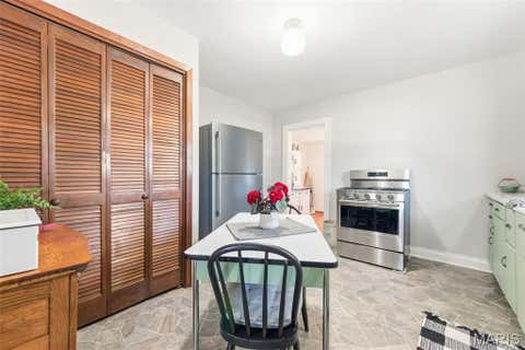 Tiny photo for 306 E Main Street, Bowling Green, MO 63334 (MLS # 26038273)