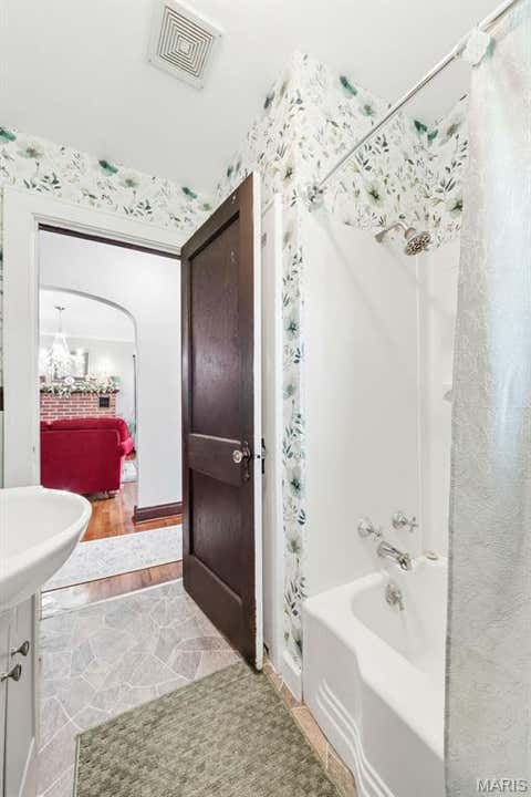 Tiny photo for 306 E Main Street, Bowling Green, MO 63334 (MLS # 26038273)