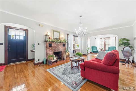Tiny photo for 306 E Main Street, Bowling Green, MO 63334 (MLS # 26038273)