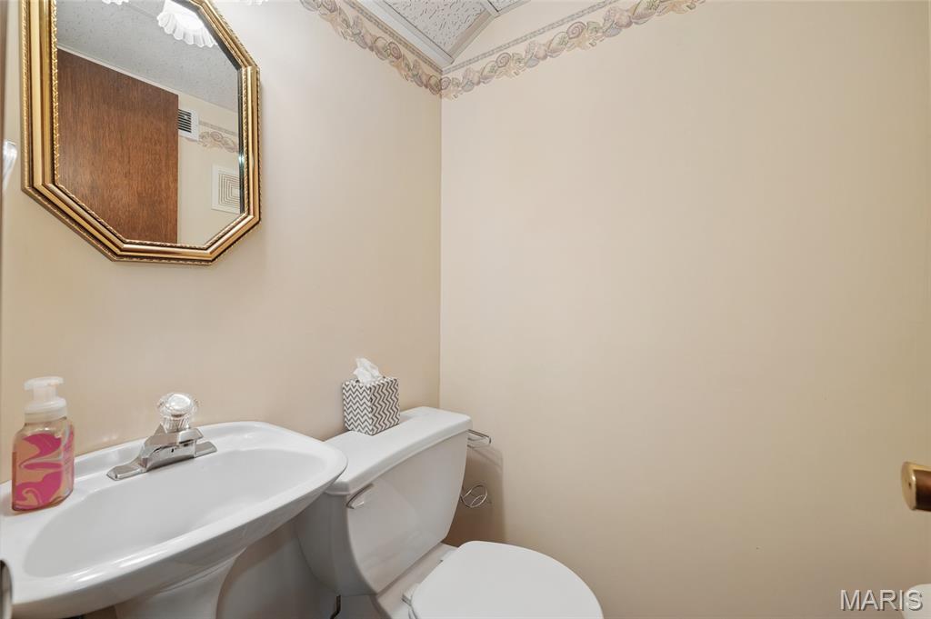 Saxon Manor 1 - Residential