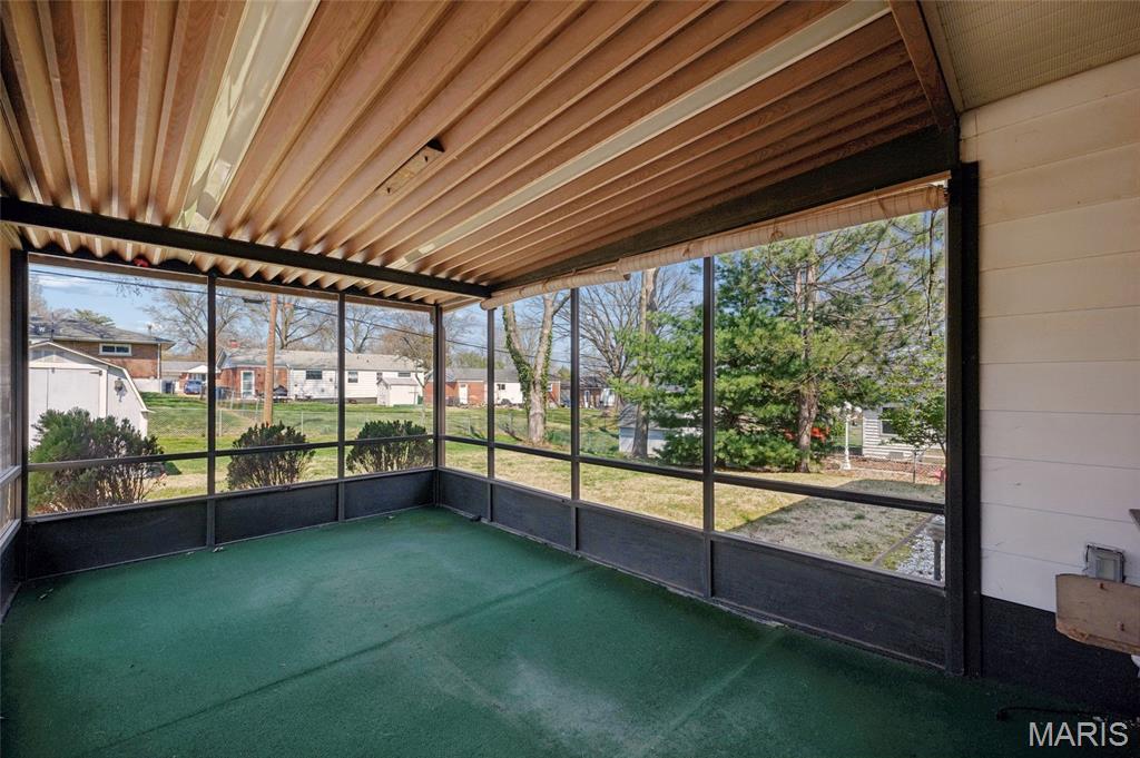 Saxon Manor 1 - Residential