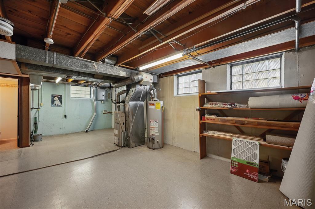 Saxon Manor 1 - Residential