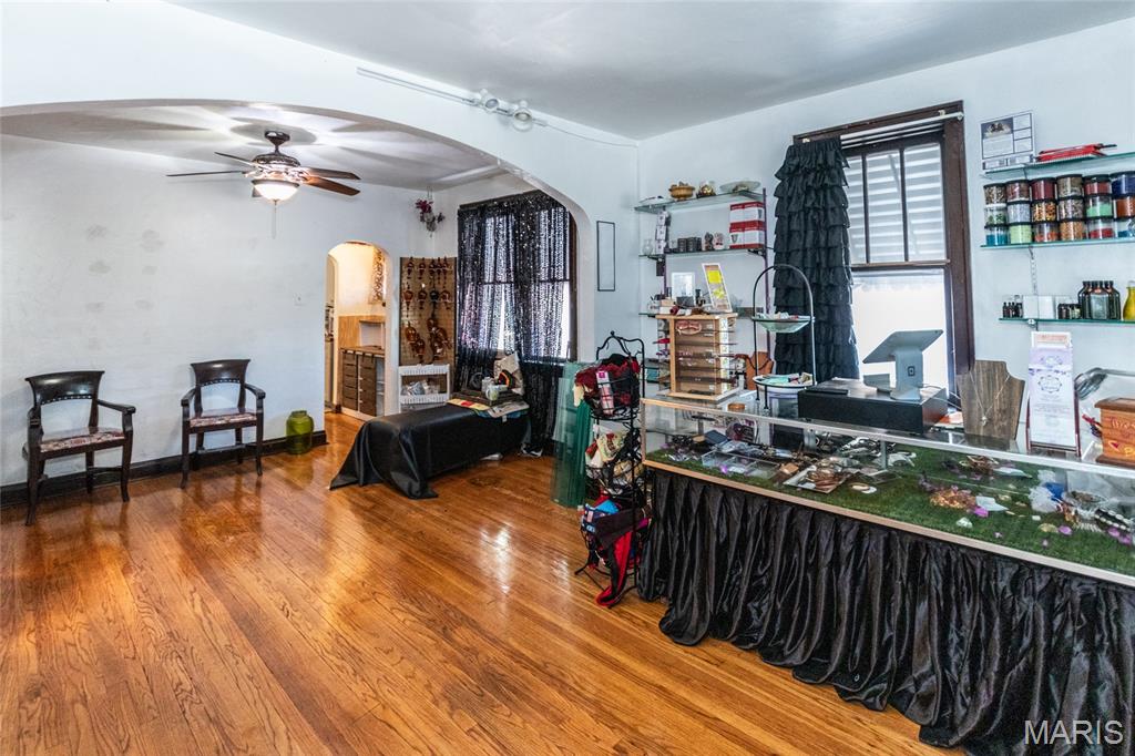 St Louis, Missouri 63130, United States, 4 Bedrooms Bedrooms, ,2 BathroomsBathrooms,Residential,Active,161540