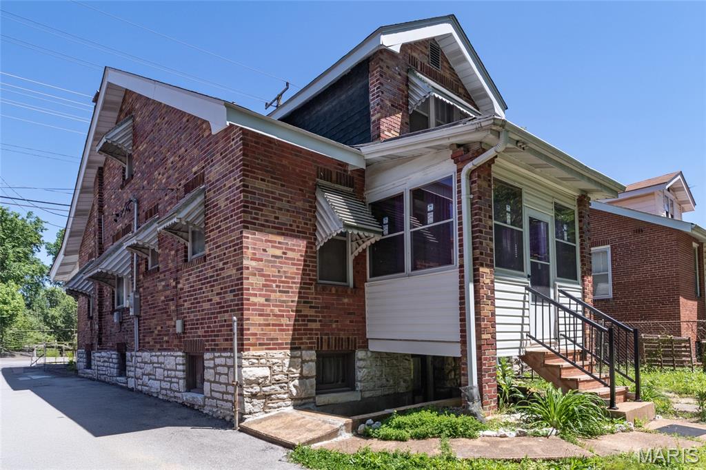 St Louis, Missouri 63130, United States, 4 Bedrooms Bedrooms, ,2 BathroomsBathrooms,Residential,Active,161540