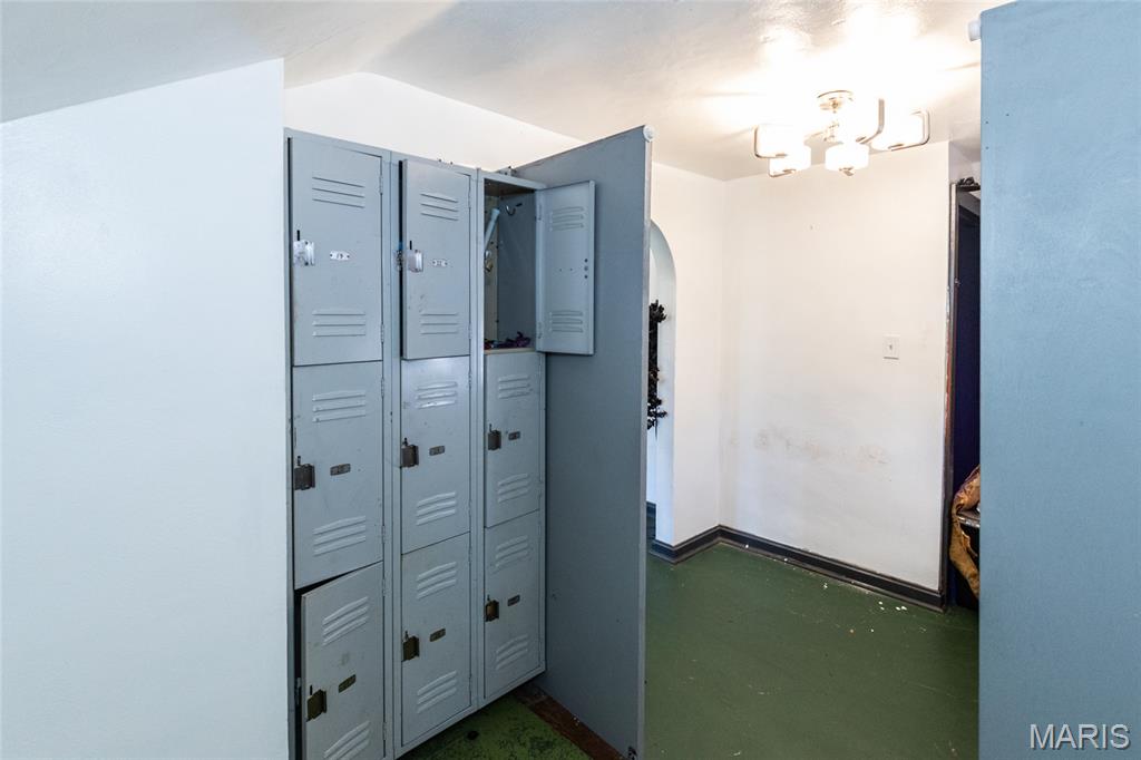 St Louis, Missouri 63130, United States, 4 Bedrooms Bedrooms, ,2 BathroomsBathrooms,Residential,Active,161540