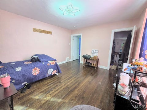 Tiny photo for 950 Dammert Avenue, St Louis, MO 63125 (MLS # 26063658)