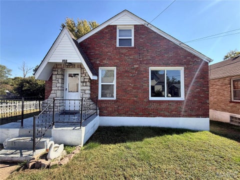 Photo of 950 Dammert Avenue, St Louis, MO 63125 (MLS # 26063658)