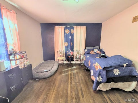 Tiny photo for 950 Dammert Avenue, St Louis, MO 63125 (MLS # 26063658)
