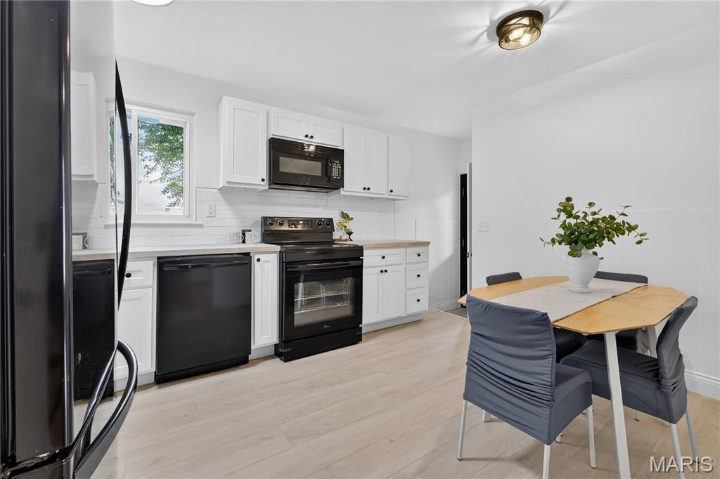 5017 Tulip Tree Lane