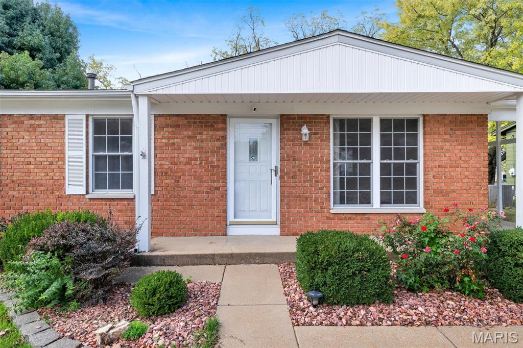 4921 Tulip Tree Lane