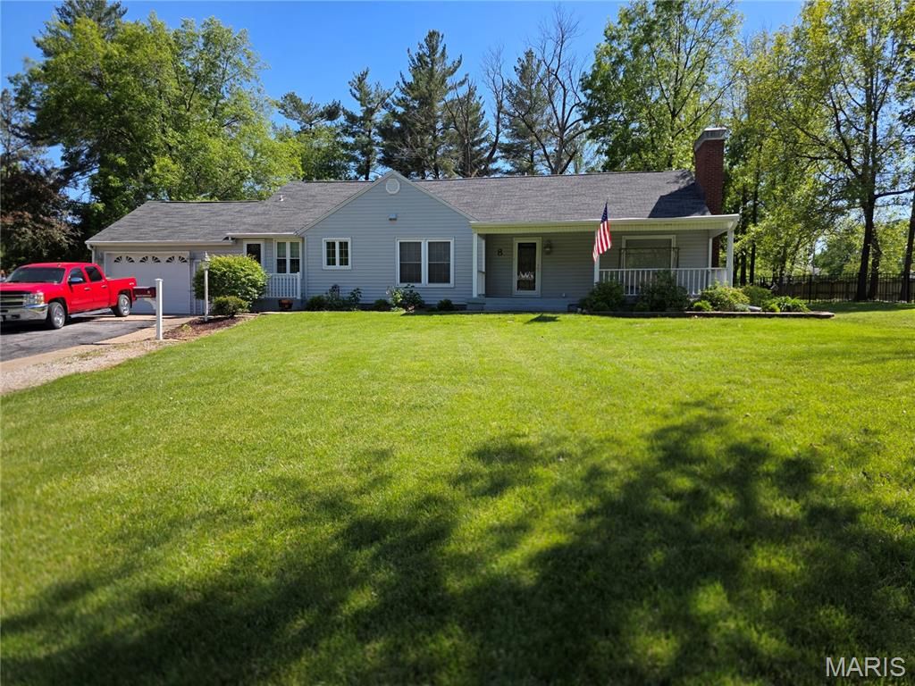 Photo of 8 Branchwood Road, Mexico, MO 65265 (MLS # 26029293)