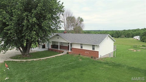 Photo of 8430 County Road 349, New Bloomfield, MO 65063 (MLS # 26039008)