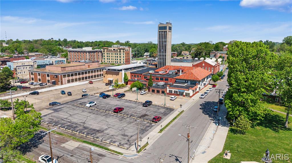 Range D - Commercial Lease