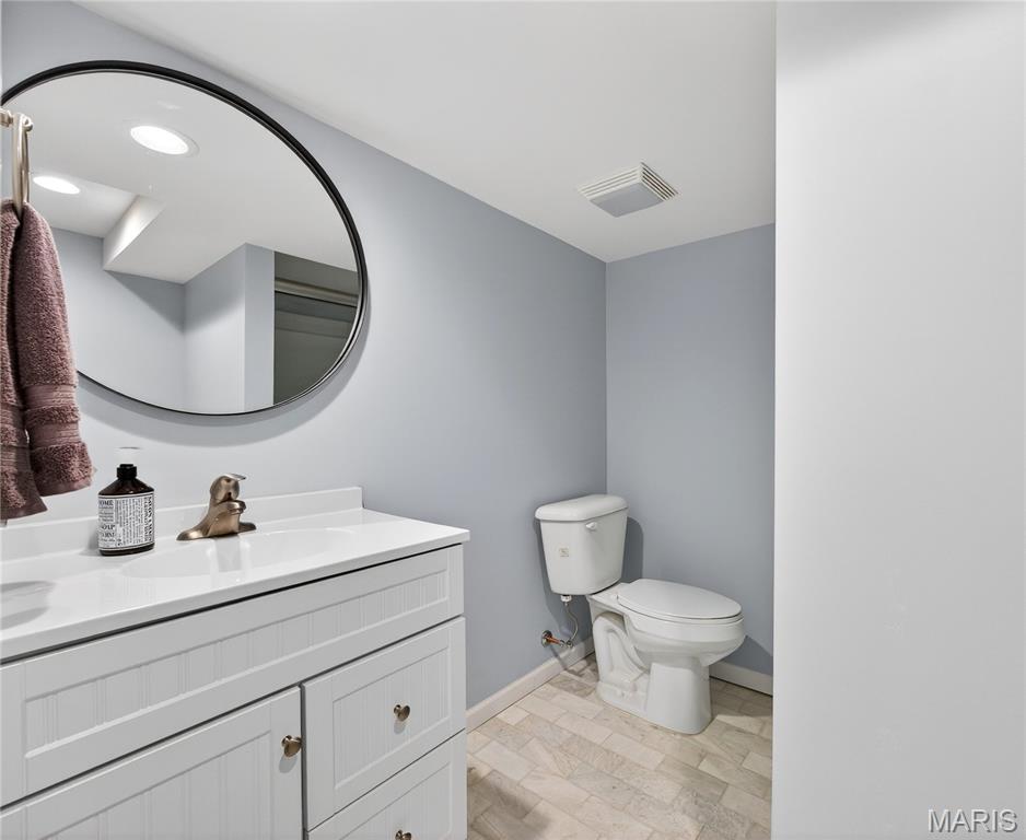 Elmwood Manor - Residential