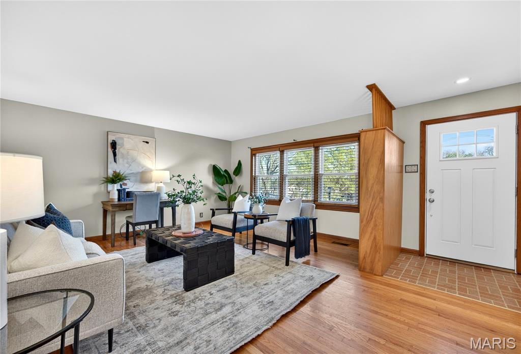 Elmwood Manor - Residential