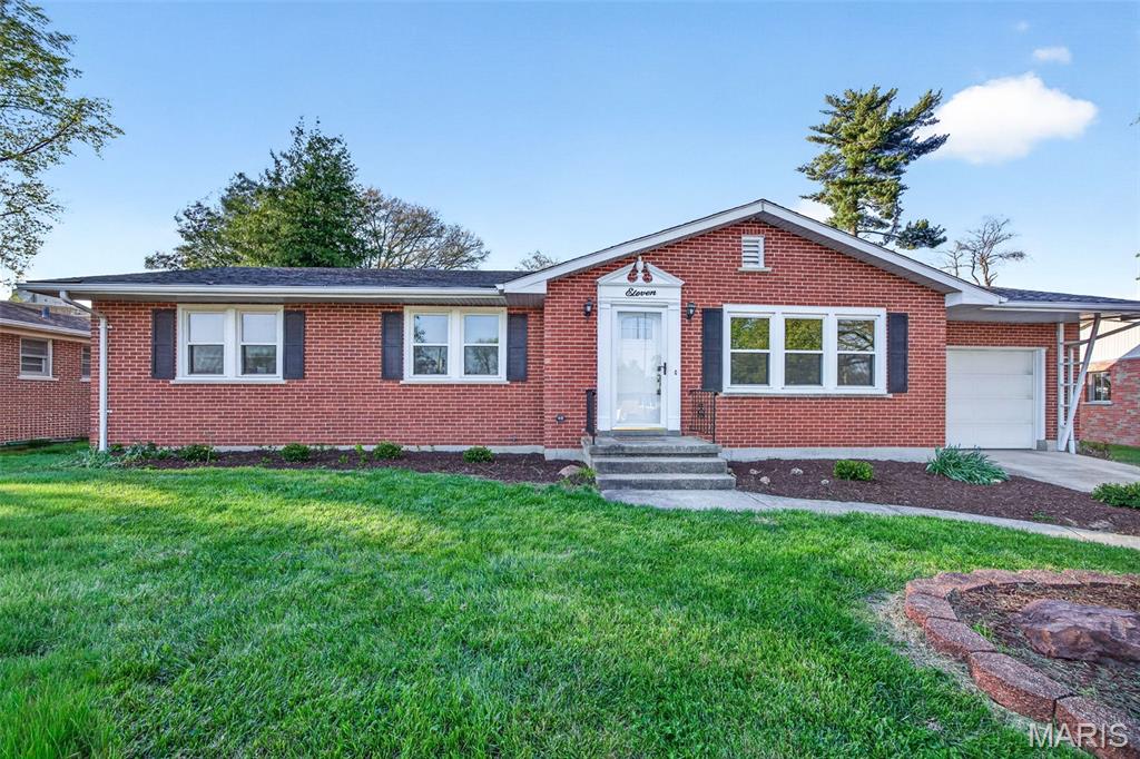 Elmwood Manor - Residential