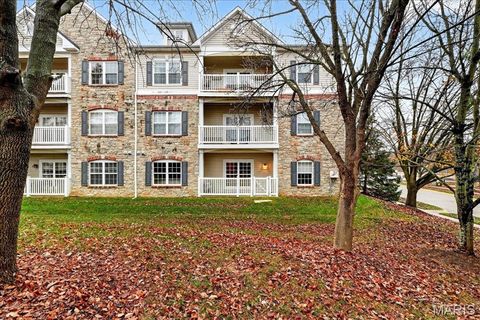 Tiny photo for 2 Monarch Trace Court #108, Chesterfield, MO 63017 (MLS # 25069601)