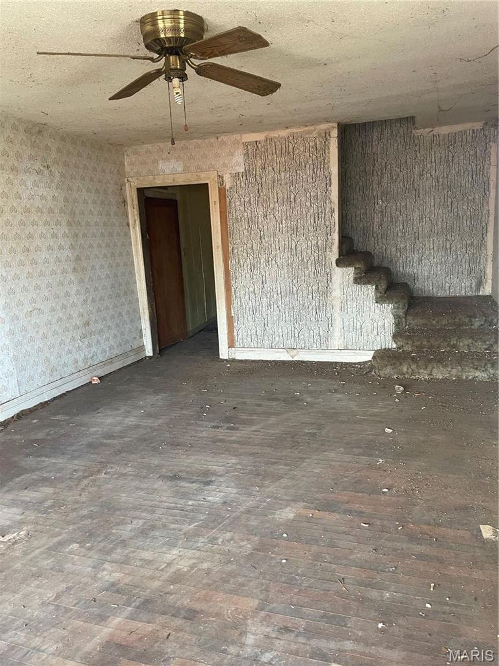 Photo of 720 Matthews Avenue, Sikeston, MO 63801 (MLS # 26019711)