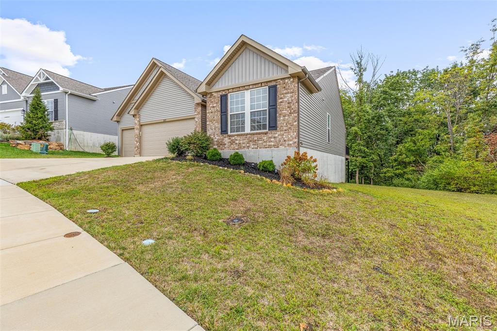 813 Kingston Hills Court